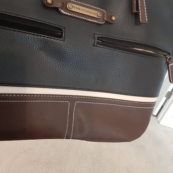 STONE MOUNTAIN Pebbled Faux Leather Tote /Purse Black- Brown Large, 11” x 18” - Picture 3 of 11